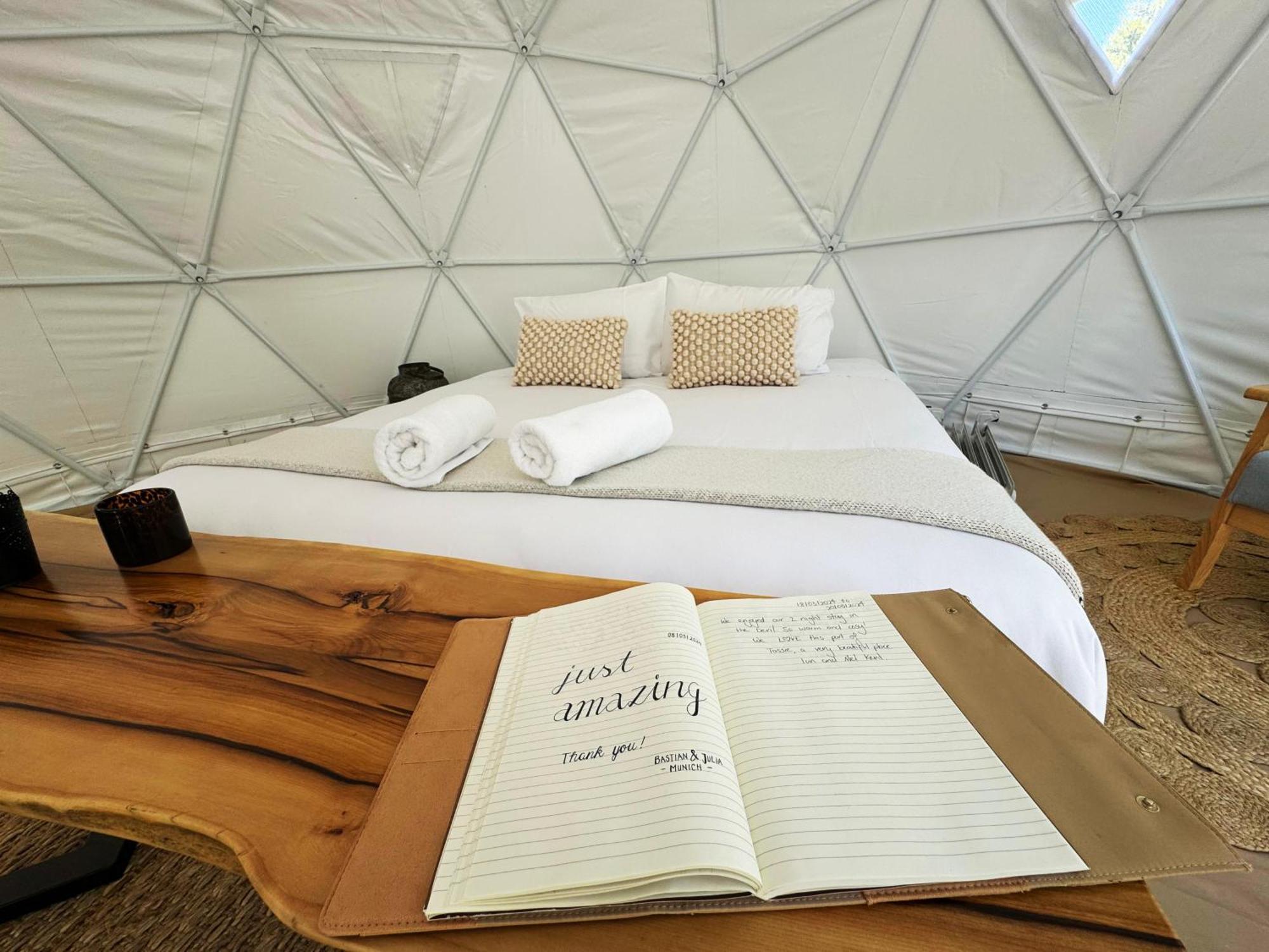Little Beach Resort Four Mile Creek Екстериор снимка